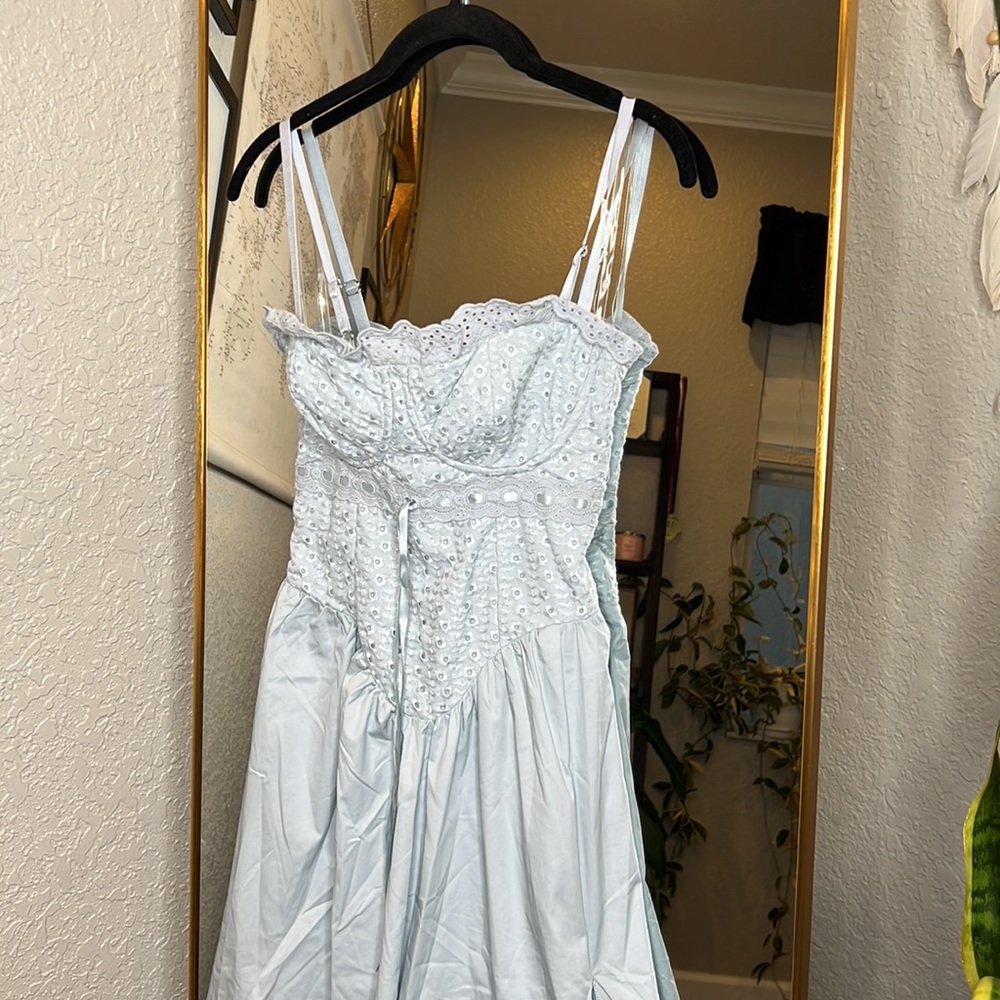 HOUSE OF CB 'Jaime' Soft Blue Broderie Anglais Midi SunDress NWOT - Picture 8 of 12